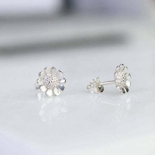 Daisy Studs