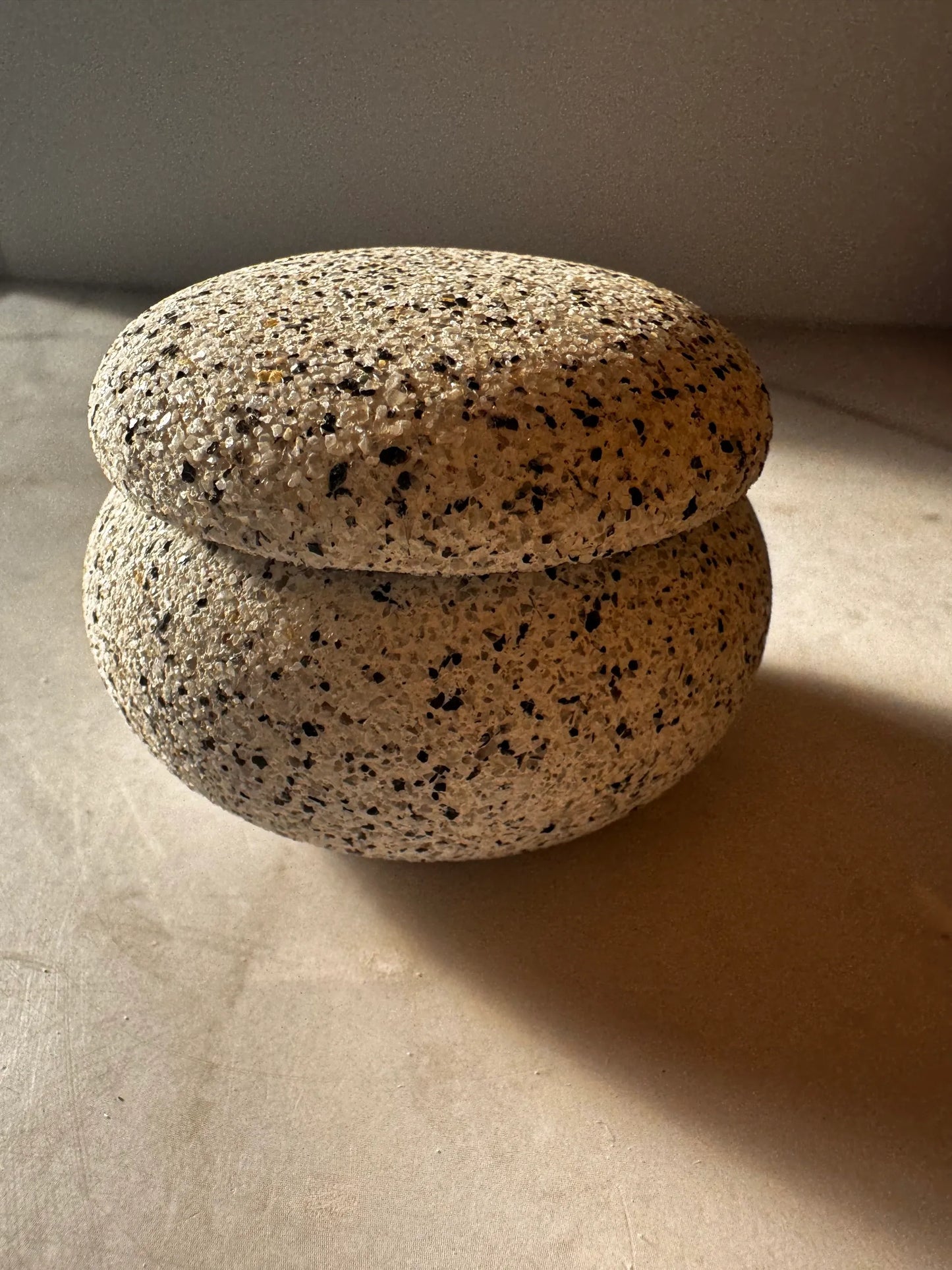Mini Stoneware Pot & Lid