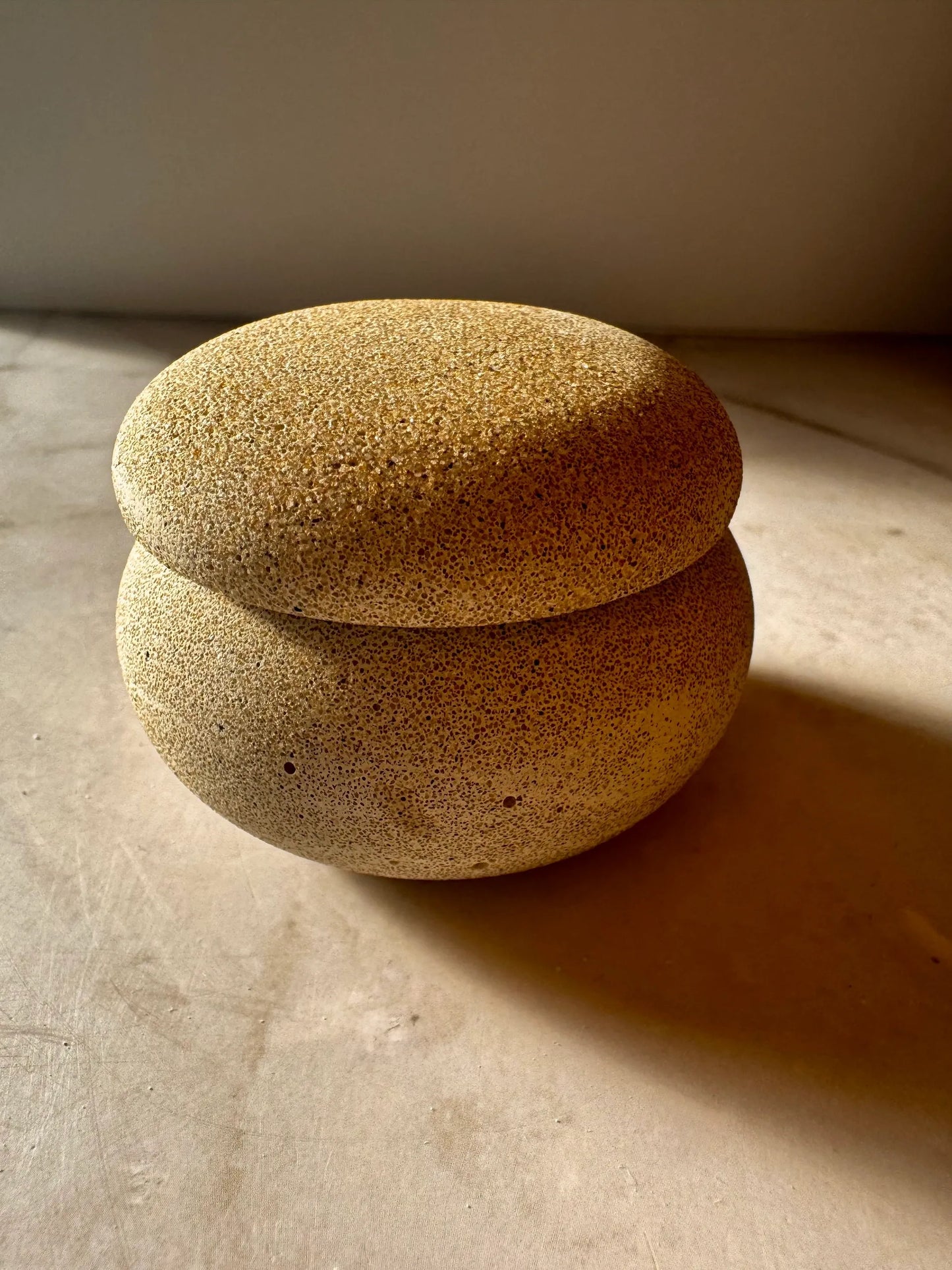 Mini Stoneware Pot & Lid